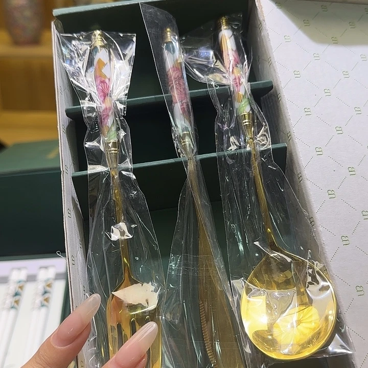 骨瓷实付满10包邮哈