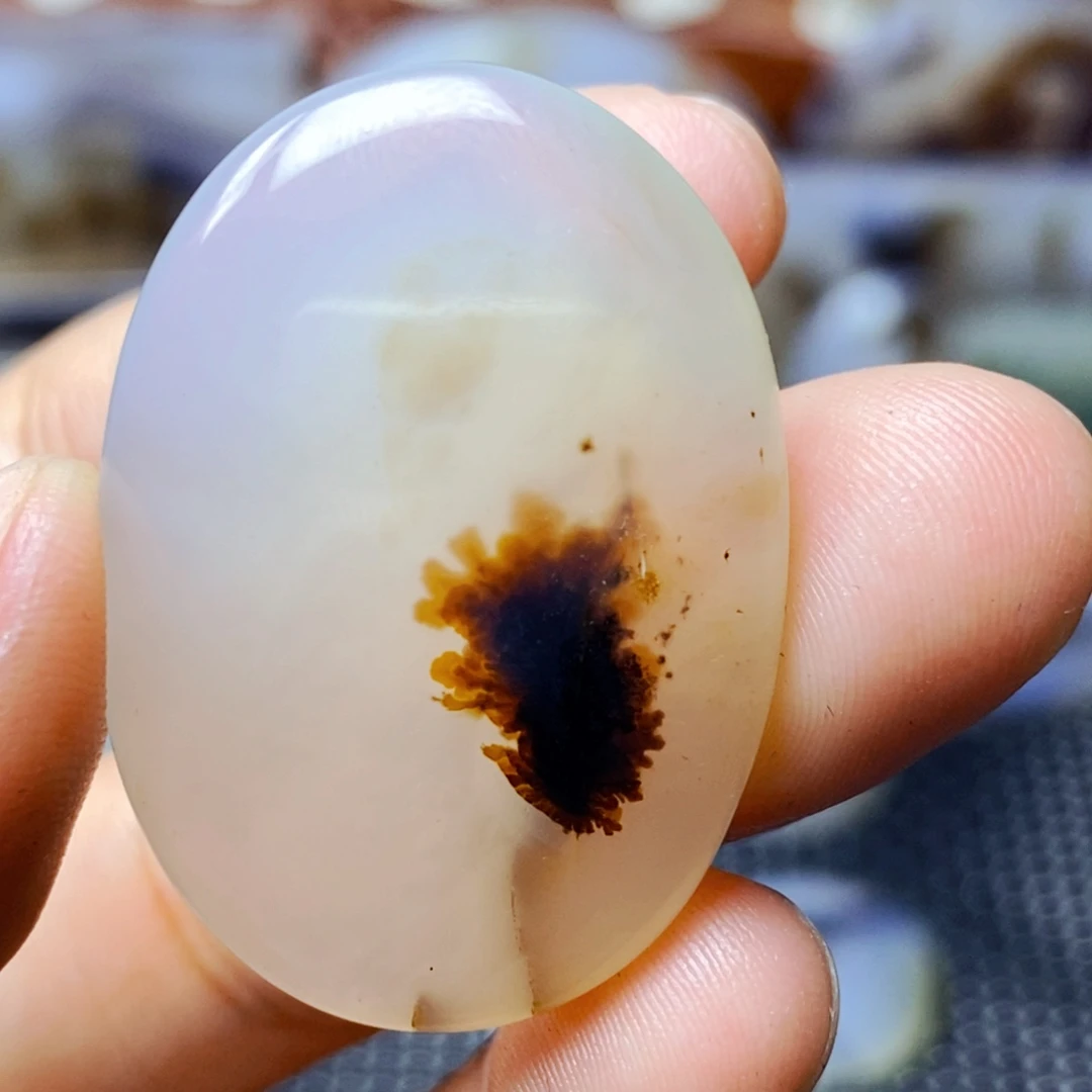 玛瑙/玉髓未镶嵌珠宝半成品