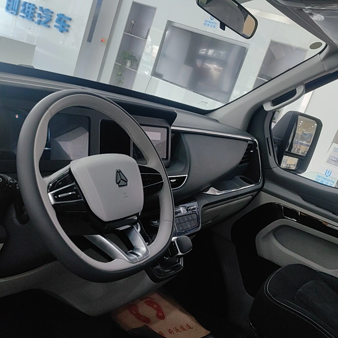 重汽先锋关发动机变速箱首任车主终身质保。