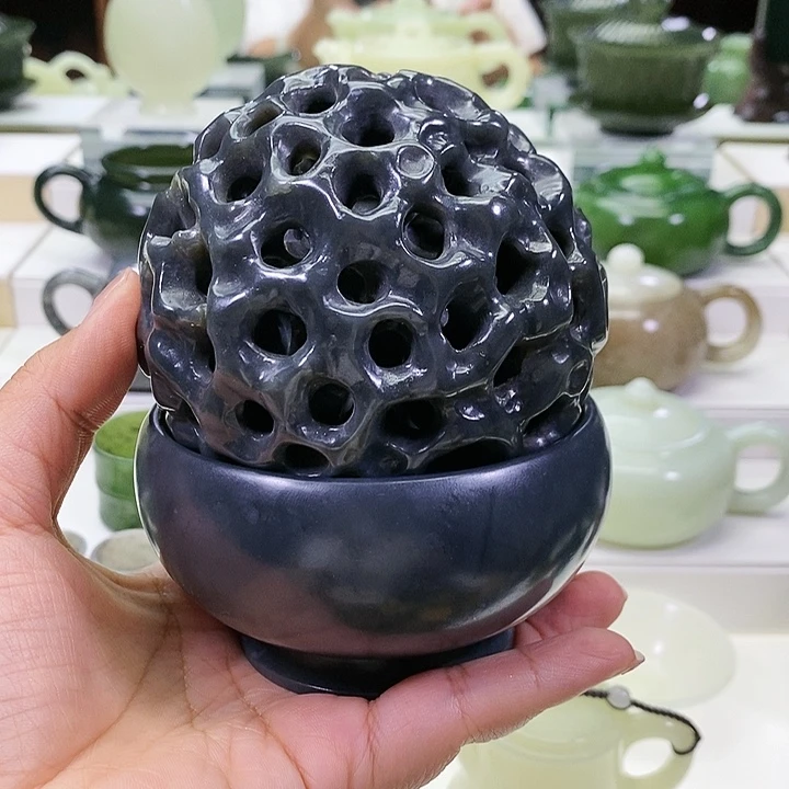 未镶嵌和田玉挂件玲珑球