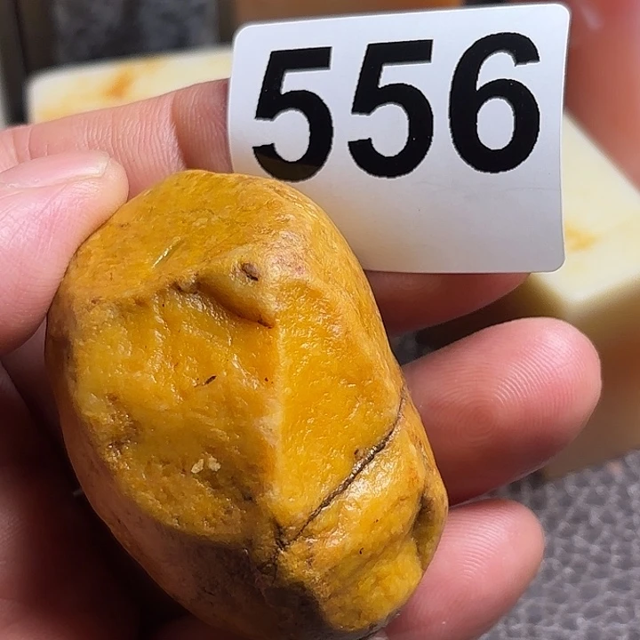 老挝石精美老挝田黄