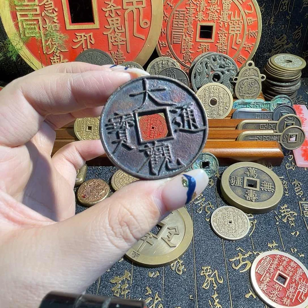 铜捡****孩现代仿制工艺品