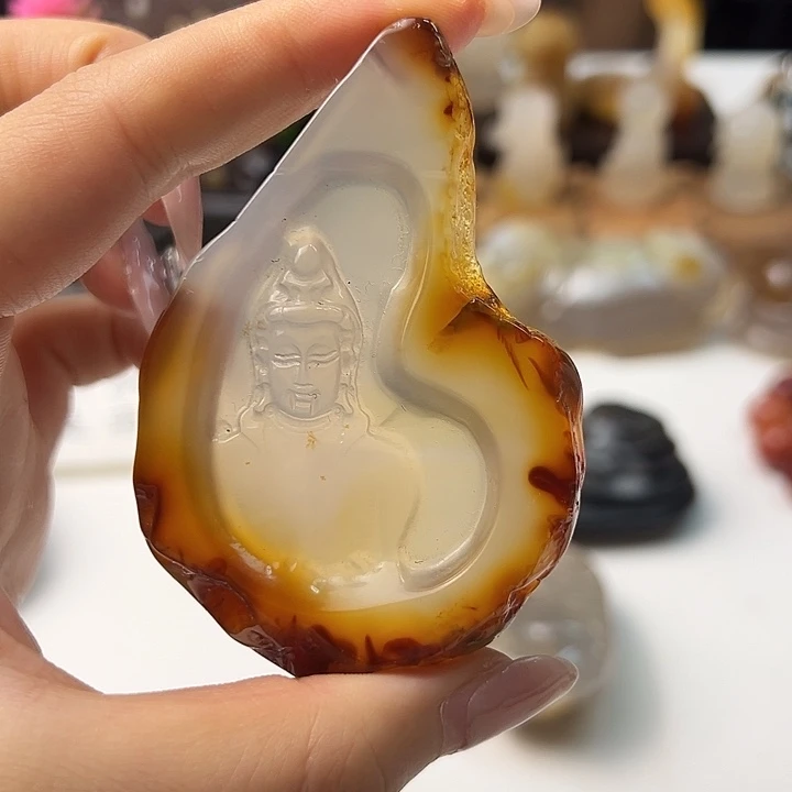 玛瑙/玉髓颈饰未镶嵌