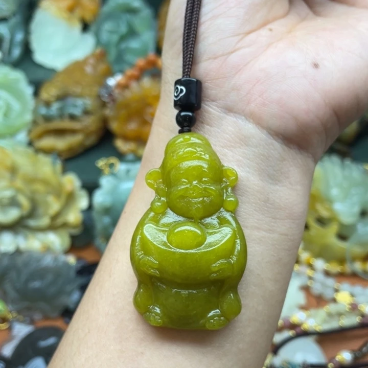 蛇纹石玉未镶嵌吊坠