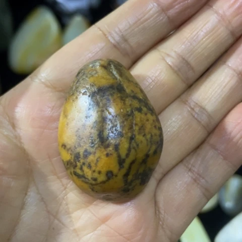 未镶嵌和田玉（糖玉）车挂