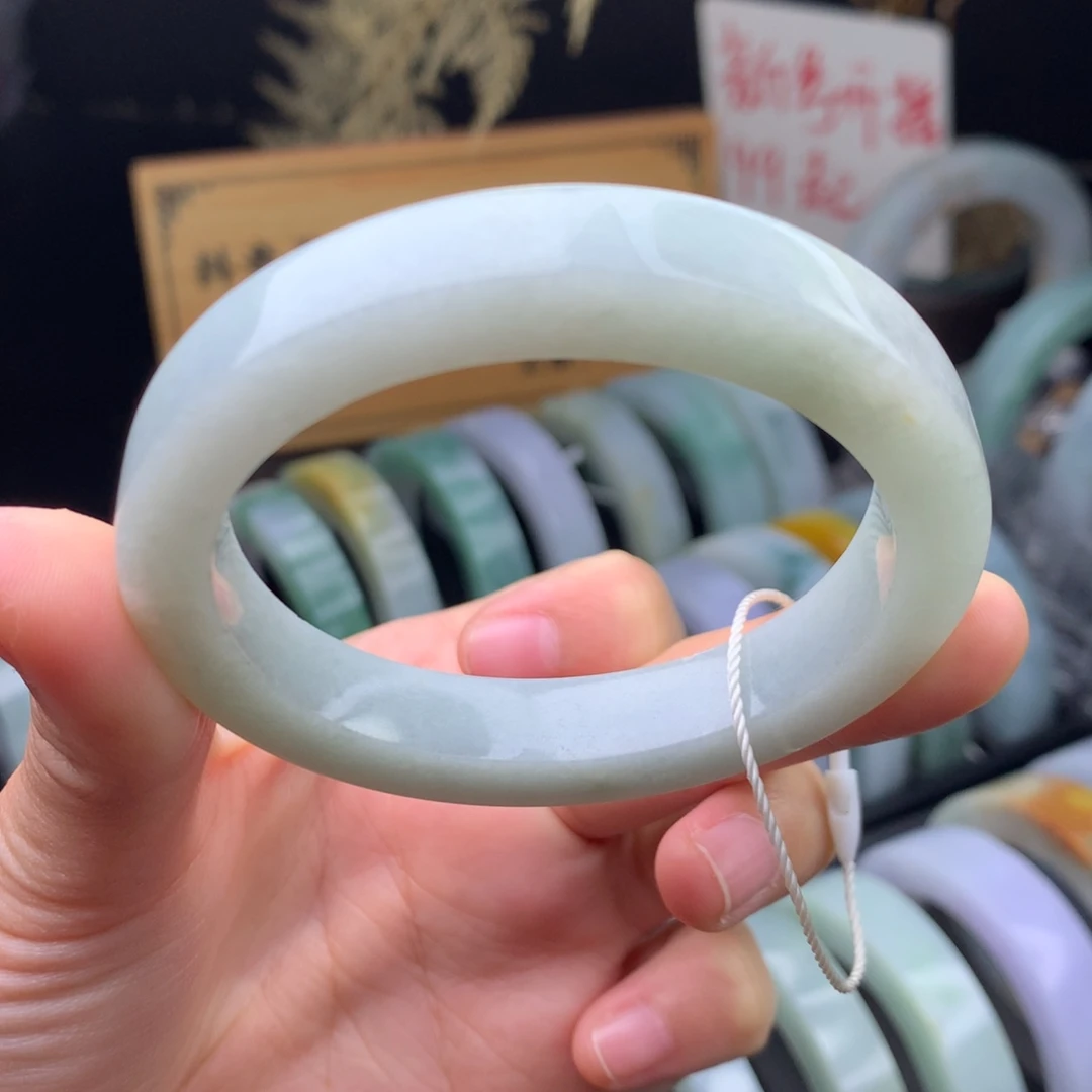 定制翡翠未镶嵌手镯定制不退不换