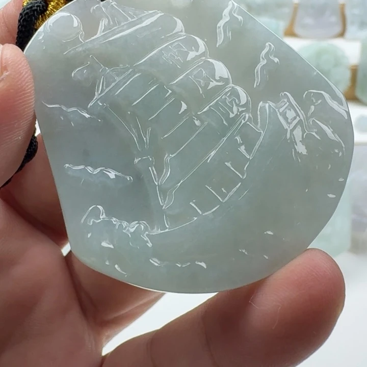 翡翠未镶嵌颈饰天然缅甸A货翡翠