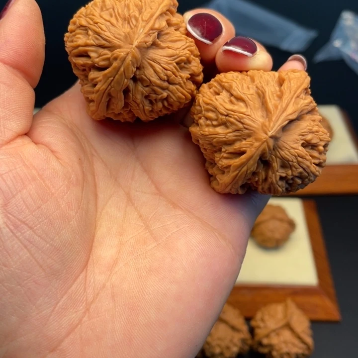 吊坠文玩核桃南疆
