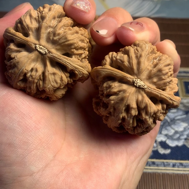 吊坠文玩核桃噶*粗筋
