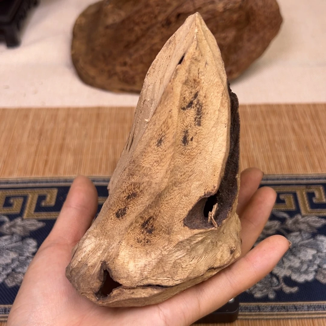 【闪购商品】香榧木木艺品海南大山包头胚料49克(不退换)