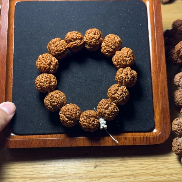 手串金刚菩提8号梅花