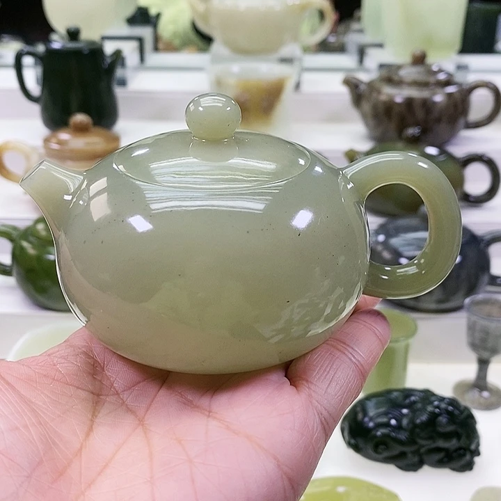 未镶嵌和田玉挂件傲*茶壶