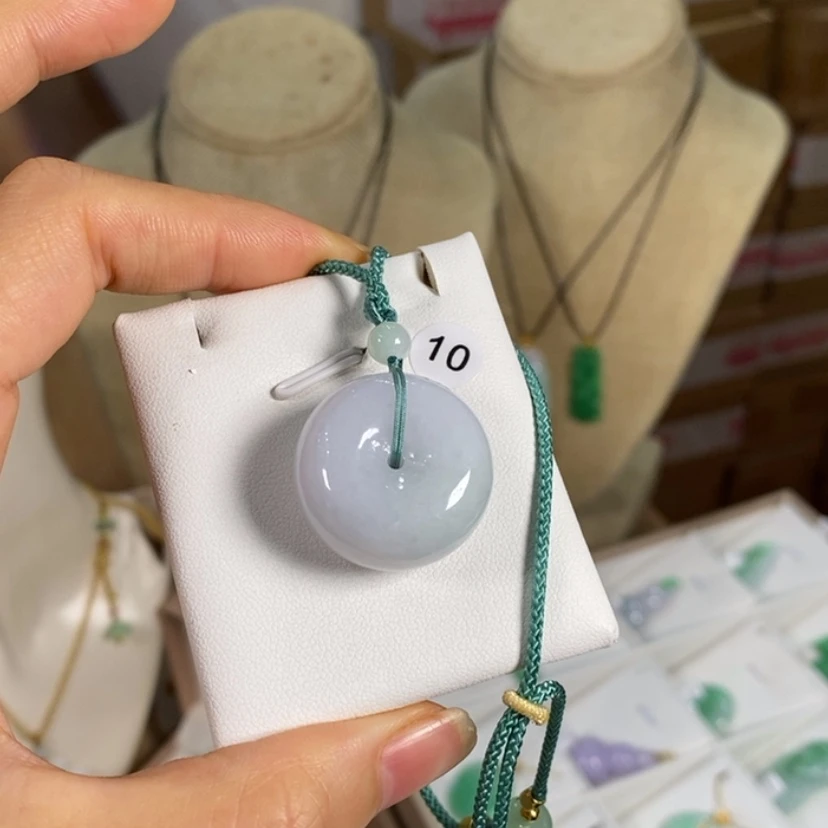 【闪购商品】颈饰未镶嵌翡翠
