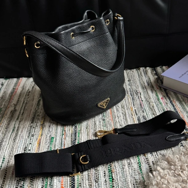 95新 Prada/普拉达 上海自播/普拉达单肩包