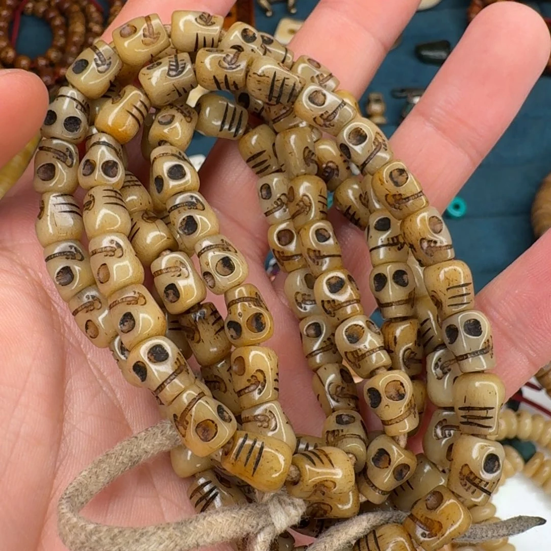 泥塑M***刘哈哈哈哈哈哈哈