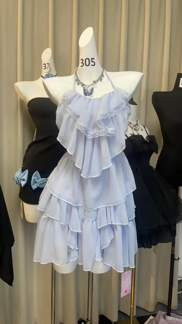 夏季度假风挂脖连衣裙短款蛋糕裙显瘦遮肉裙子