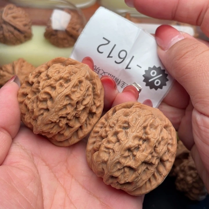 吊坠文玩核桃44毕业红锦鲤