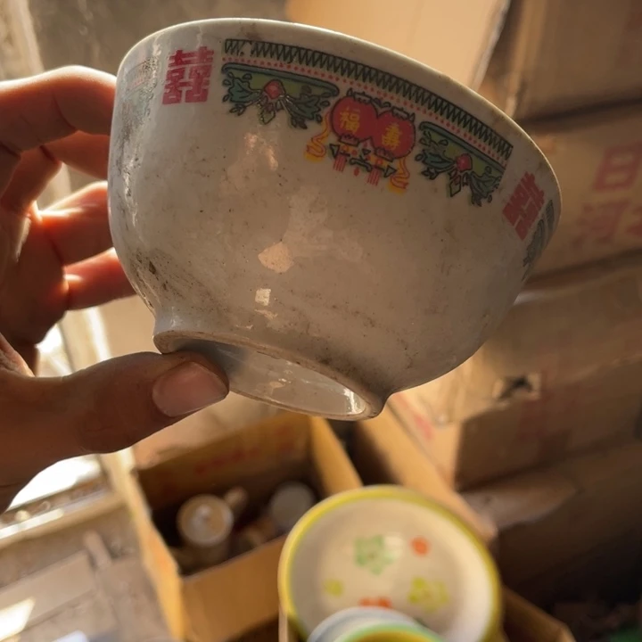 摆件盘子碗都有好便宜呀