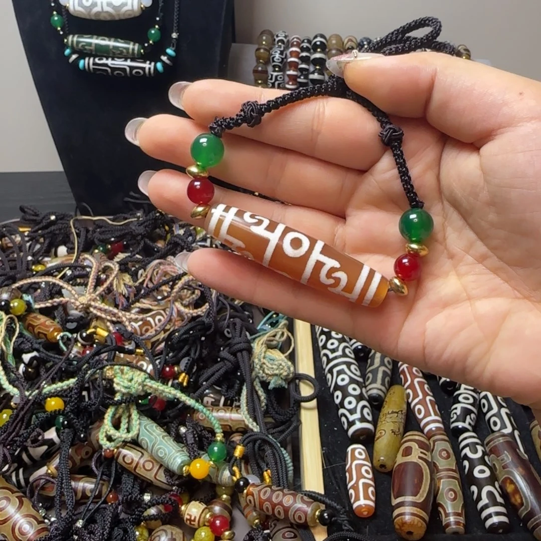 玛瑙/玉髓合金颈饰