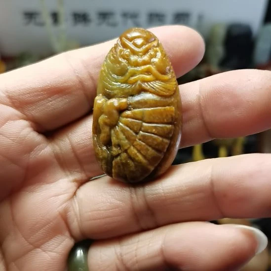 和田玉未镶嵌颈饰12子料馗