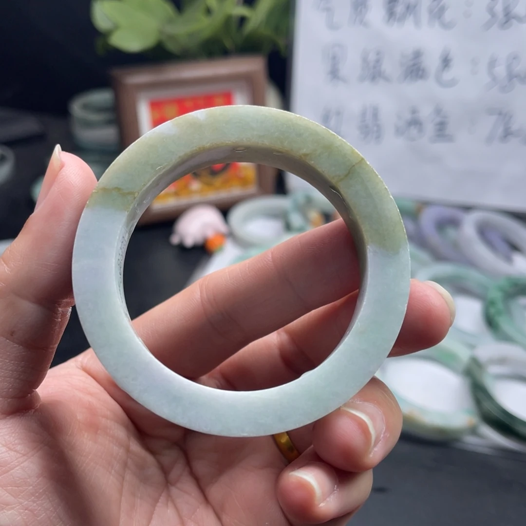 定制翡翠未镶嵌手镯58