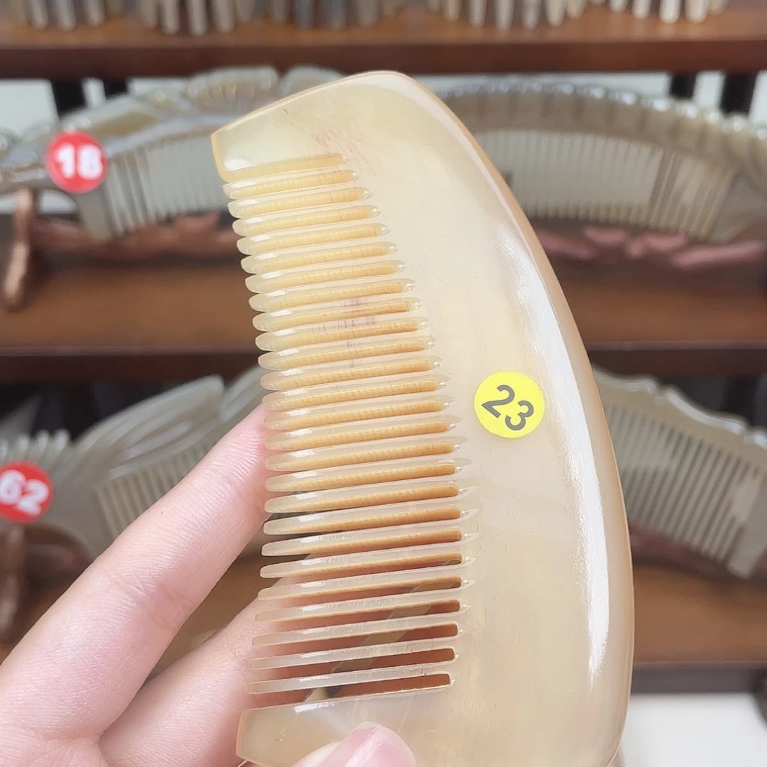 纯手工制作的牛角梳23我***巴