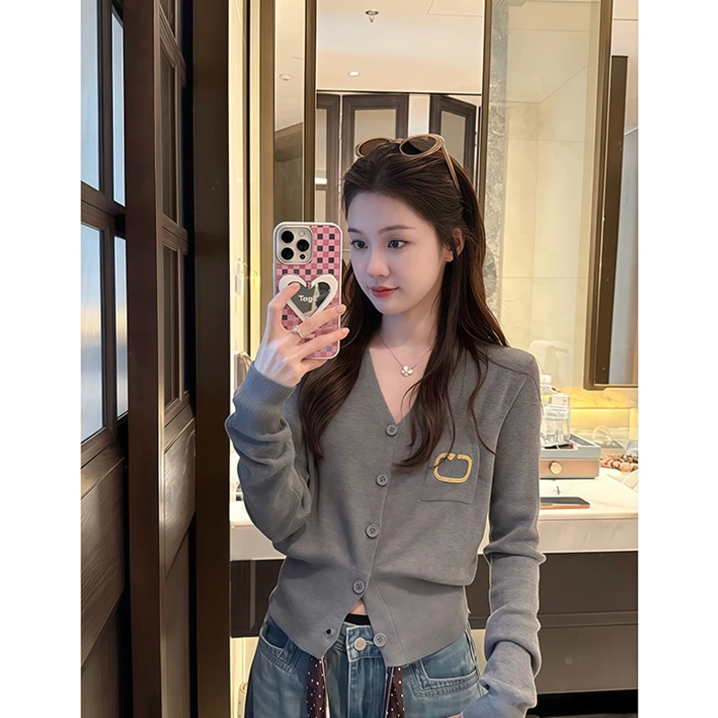 早秋法式时尚百搭复古V领毛针织衫收腰显瘦长袖外套辣妹风女穿搭
