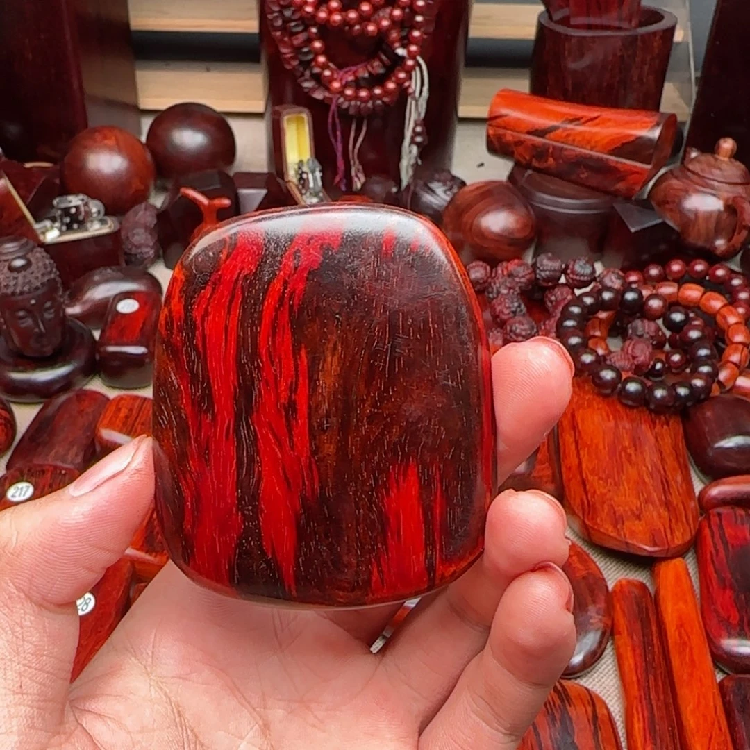 奋***斗檀香紫檀（小叶紫檀）