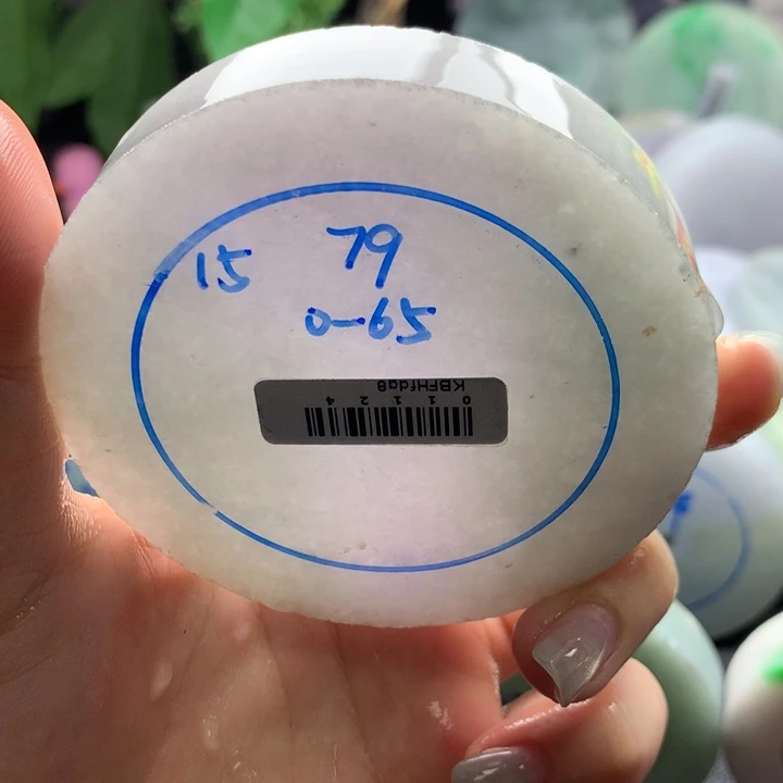 未镶嵌手镯定制翡翠