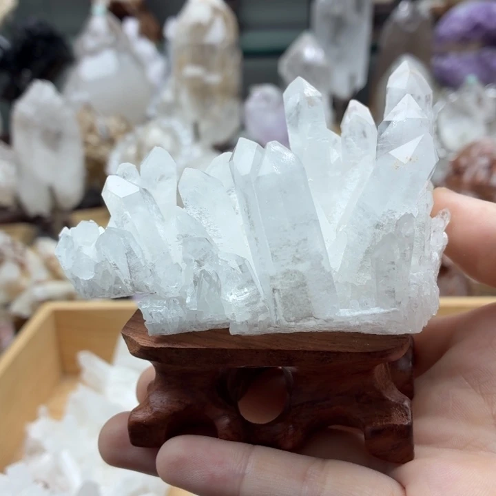 未镶嵌珠宝半成品水晶小杜
