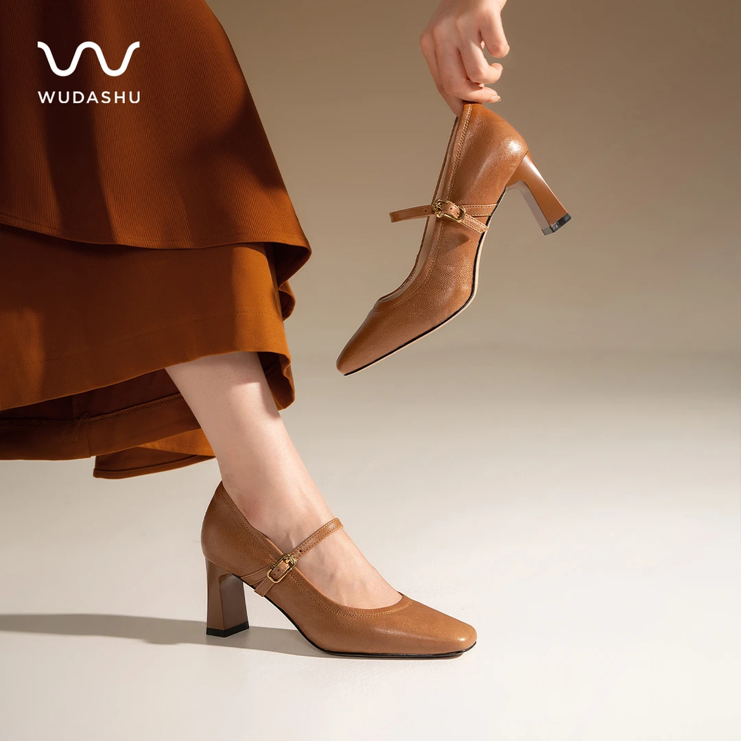 穿高跟鞋的吴大叔粗跟一字带玛丽珍鞋女法式真皮方头浅口单鞋Z239