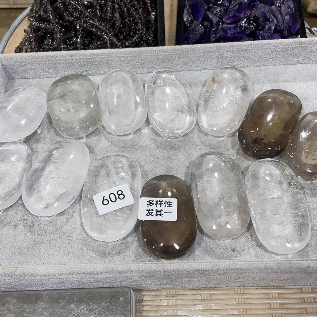 水晶摆件…..未镶嵌一个