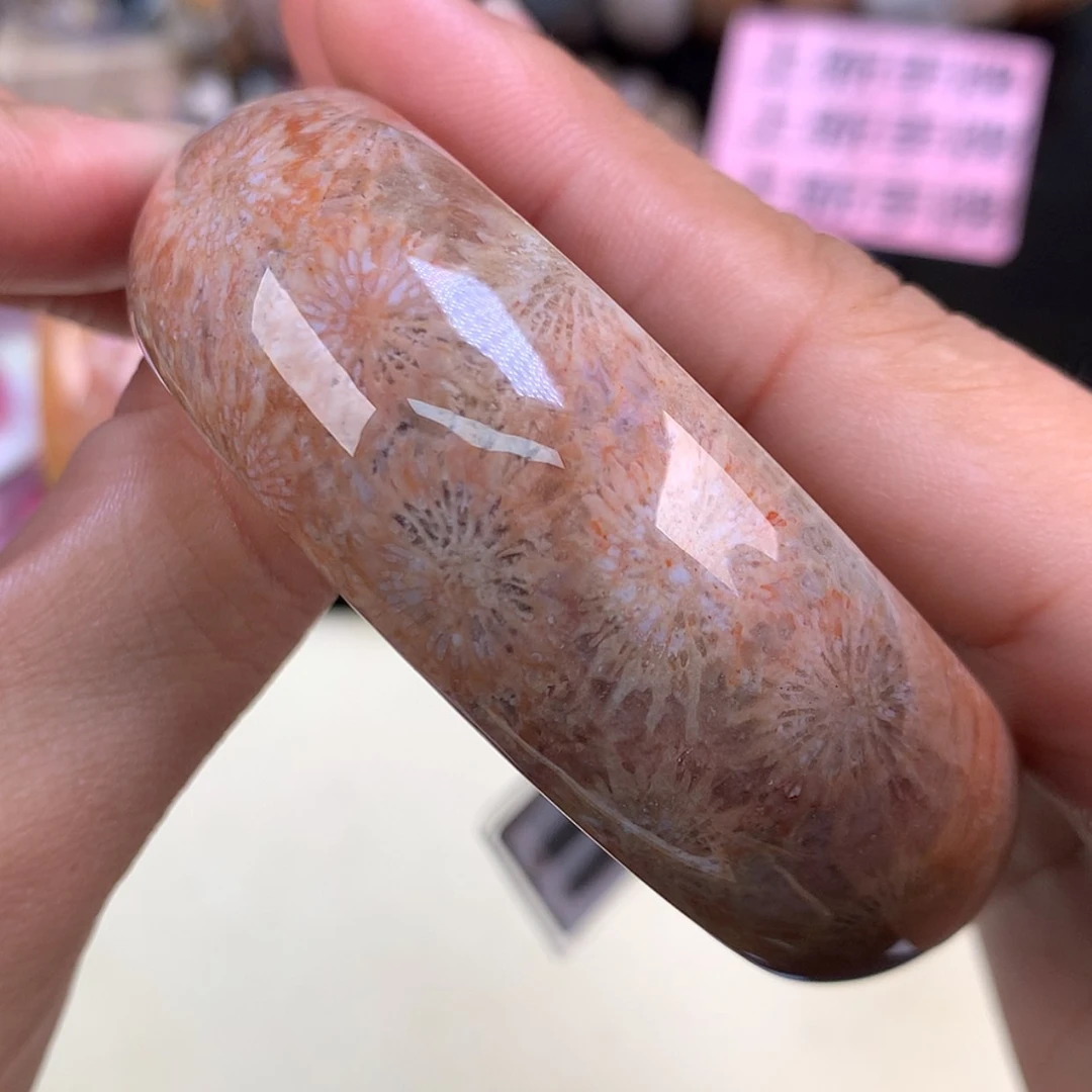 【闪购商品】颈饰未镶嵌硅化珊瑚（珊瑚玉）11号精美手镯58圈