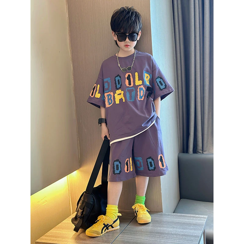 男童夏季新款潮流洋气运动彩色字母印花短袖短裤痞帅炸街男孩套装