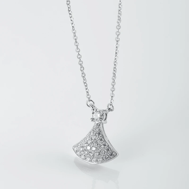 罗威曼铂金pt950镶嵌莫桑裙子套链