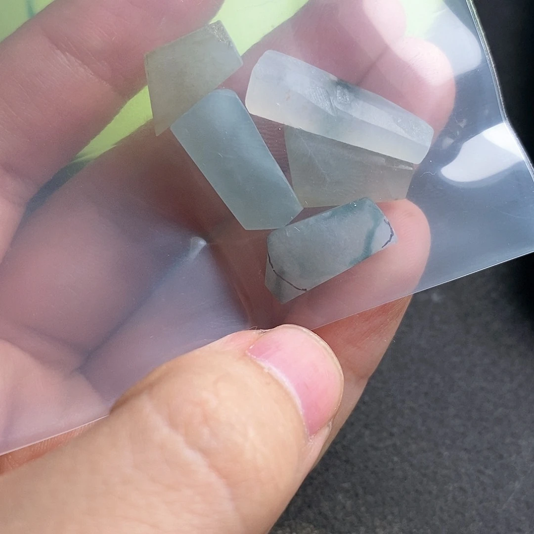 【闪购商品】翡翠未镶嵌颈饰定制