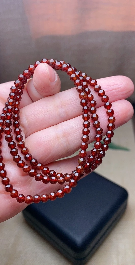 酒红色多圈手链卡4毫米