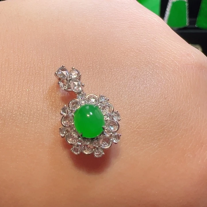 翡翠18K金镶嵌吊坠(不含链)蛋面