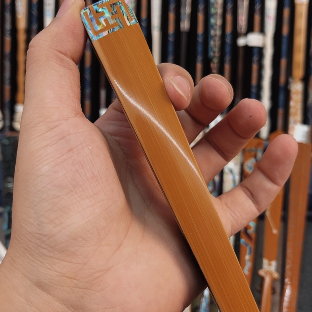 扇子纯手工制作工艺精湛