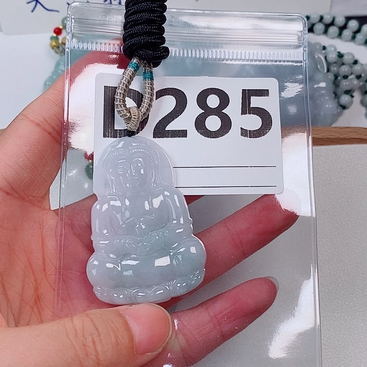 翡翠未镶嵌颈饰一****哥天然