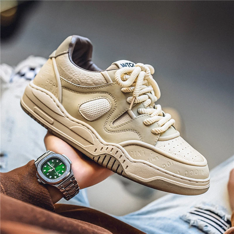 男鞋秋季新款潮流百搭运动休闲板鞋美式软底耐磨皮面防水防滑潮鞋