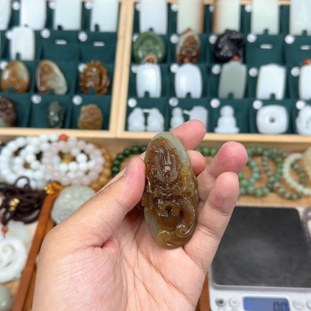 和田玉挂件未镶嵌