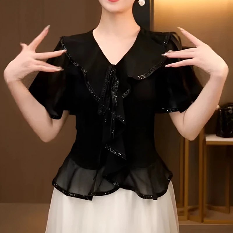 2025夏季新款黑色荷叶边设计感V领洋气休闲百搭显瘦气质减龄上衣
