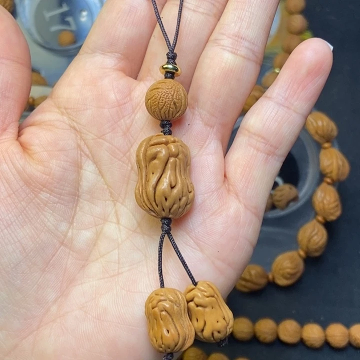 吊坠桃核桃枭挂件