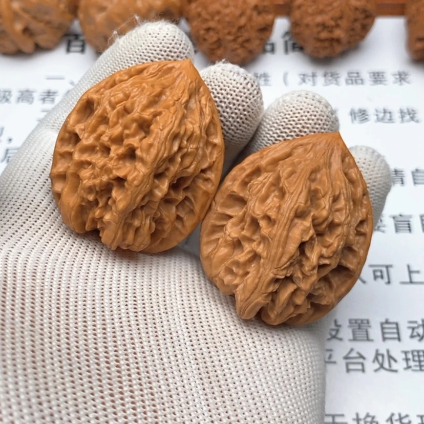 【闪购商品】把件文玩核桃41鸡心
