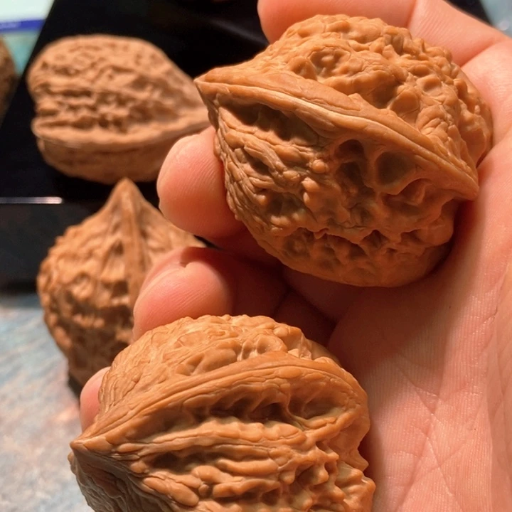 把件文玩核桃40大沽石