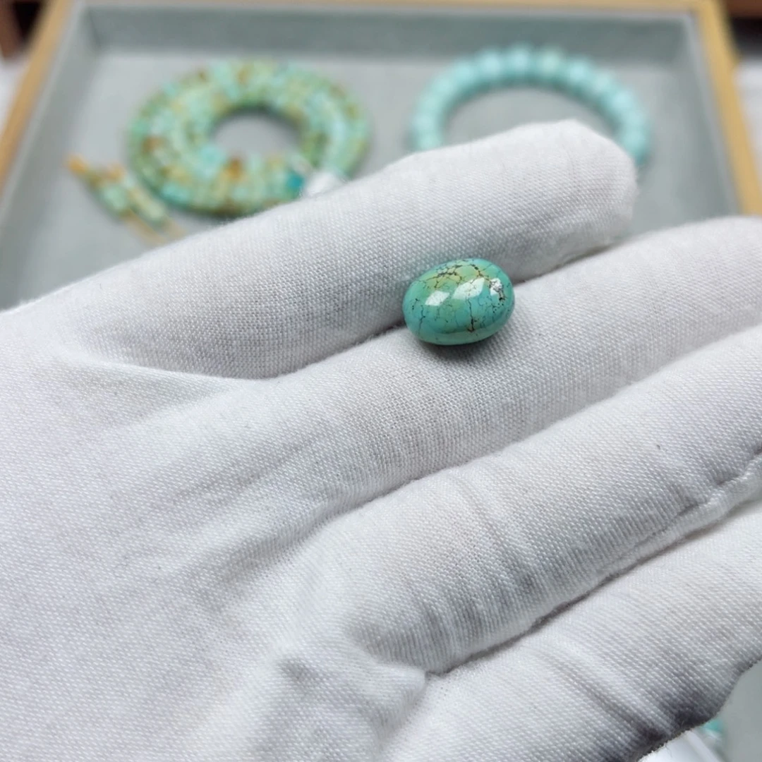 绿松石未镶嵌挂件