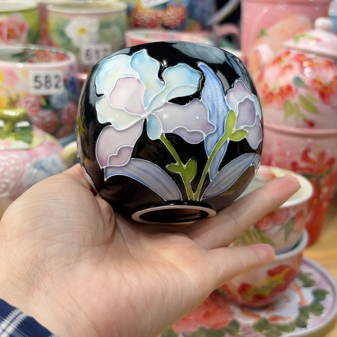 瓷片兔兔盖茨。兔兔好