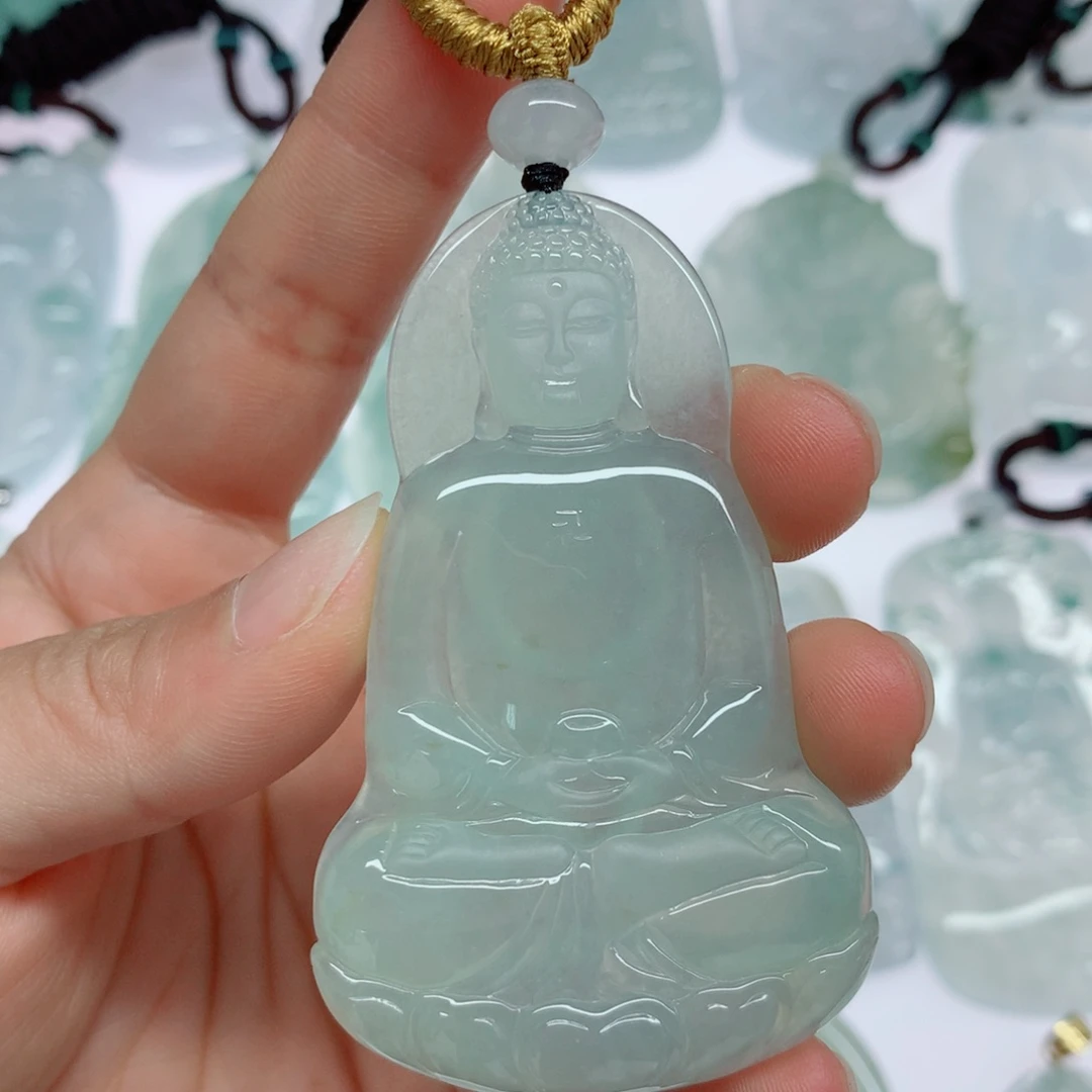 “***”翡翠未镶嵌颈饰正装大日