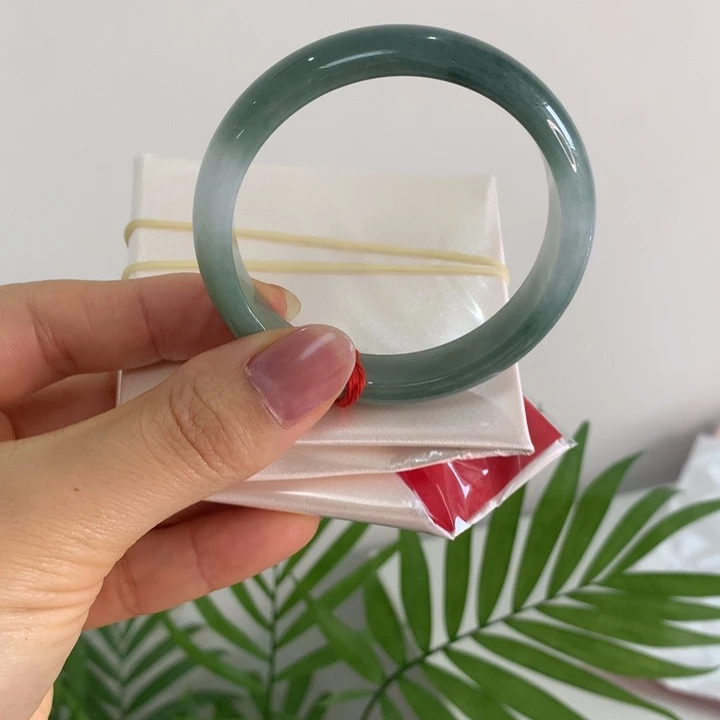 翡翠未镶嵌手镯半山水53.6